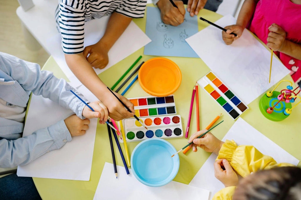Kleine Schritte, große Abenteuer: Die Eingewöhnung im Kindergarten gemeinsam meistern - kiddyclip.com